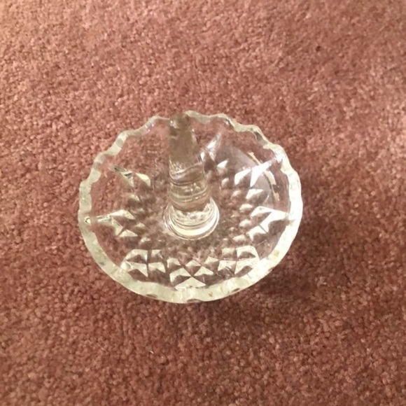 - Crystal Ring Holder  “ Ring Holder “ One Size 24 Lead Crystal - Picture 8 of 8